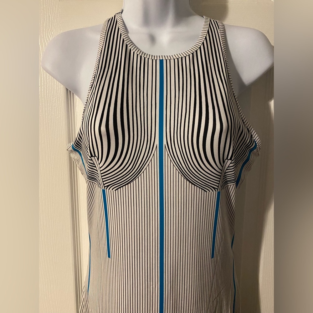 Get ready for them summer nights no sleeve summer dress - Picture 2 of 3